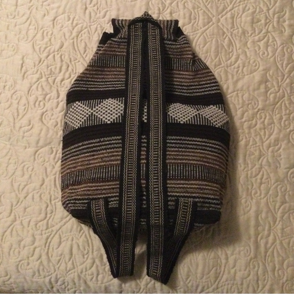 New- Bohemian Woven Backpack - Picture 5 of 6